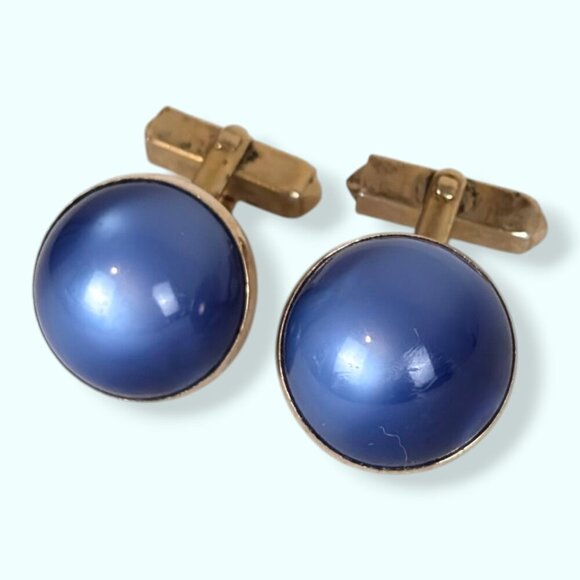 V. Swank Blue Chatoyant Cabochon Cufflinks - Picture 1 of 6